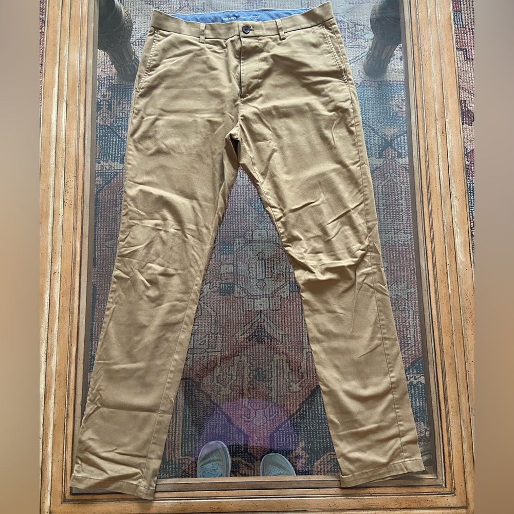 Old Navy Khakis 34x34